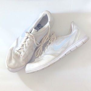 Nike cheer shoes